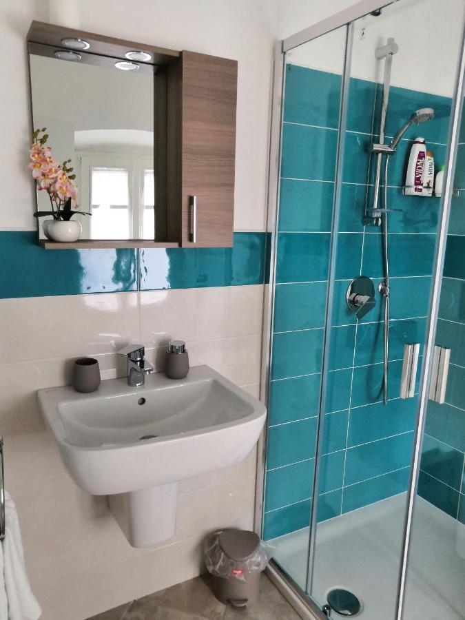 Casa Sabina Otel Intra Dış mekan fotoğraf