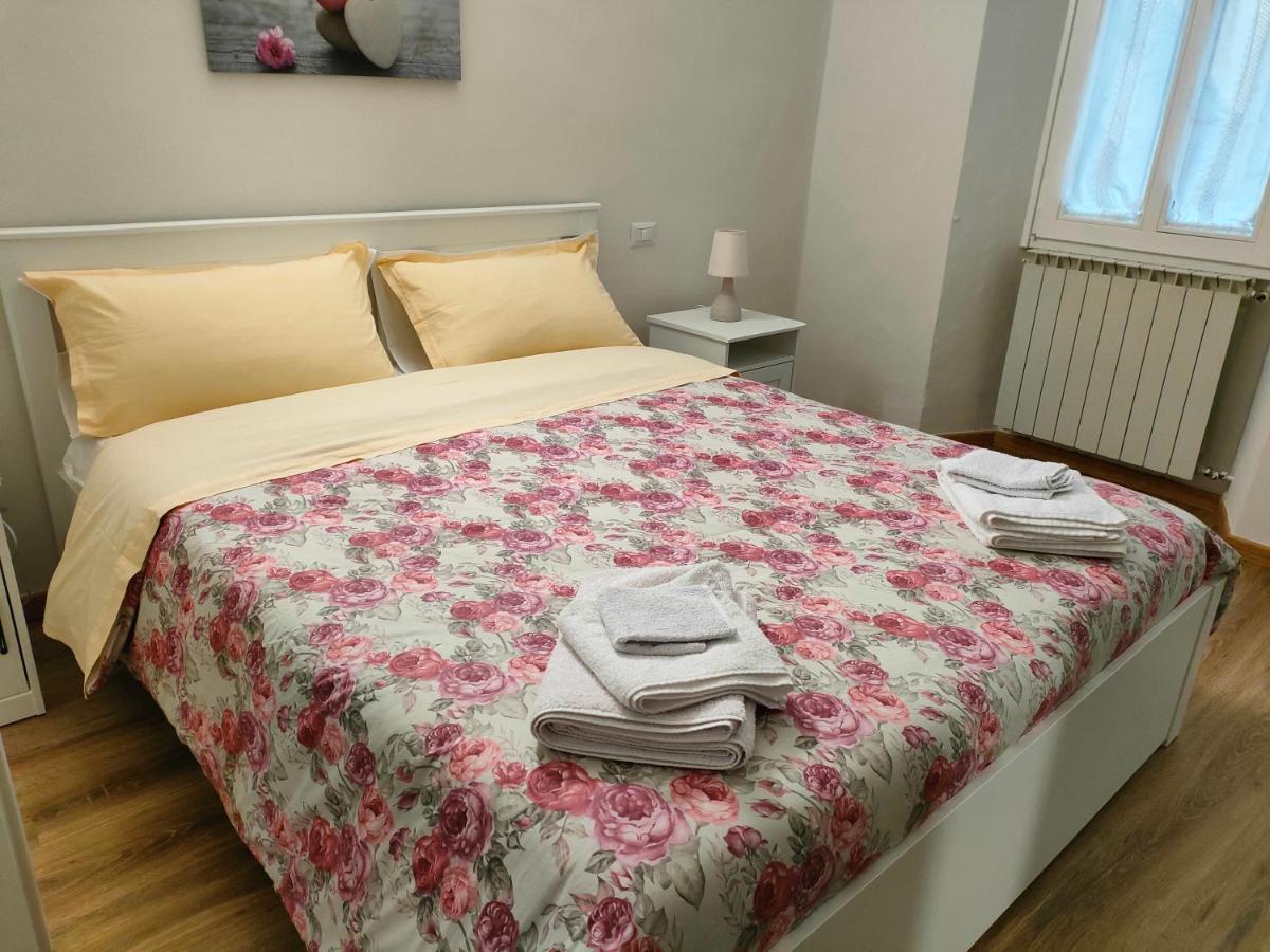 Casa Sabina Otel Intra Dış mekan fotoğraf